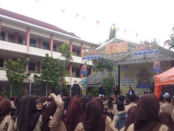 SMP Trimulia Jakarta Sukses Gelar TRIAC Fest Vol.2: Semarak Kreativitas dan Prestasi Gemilang